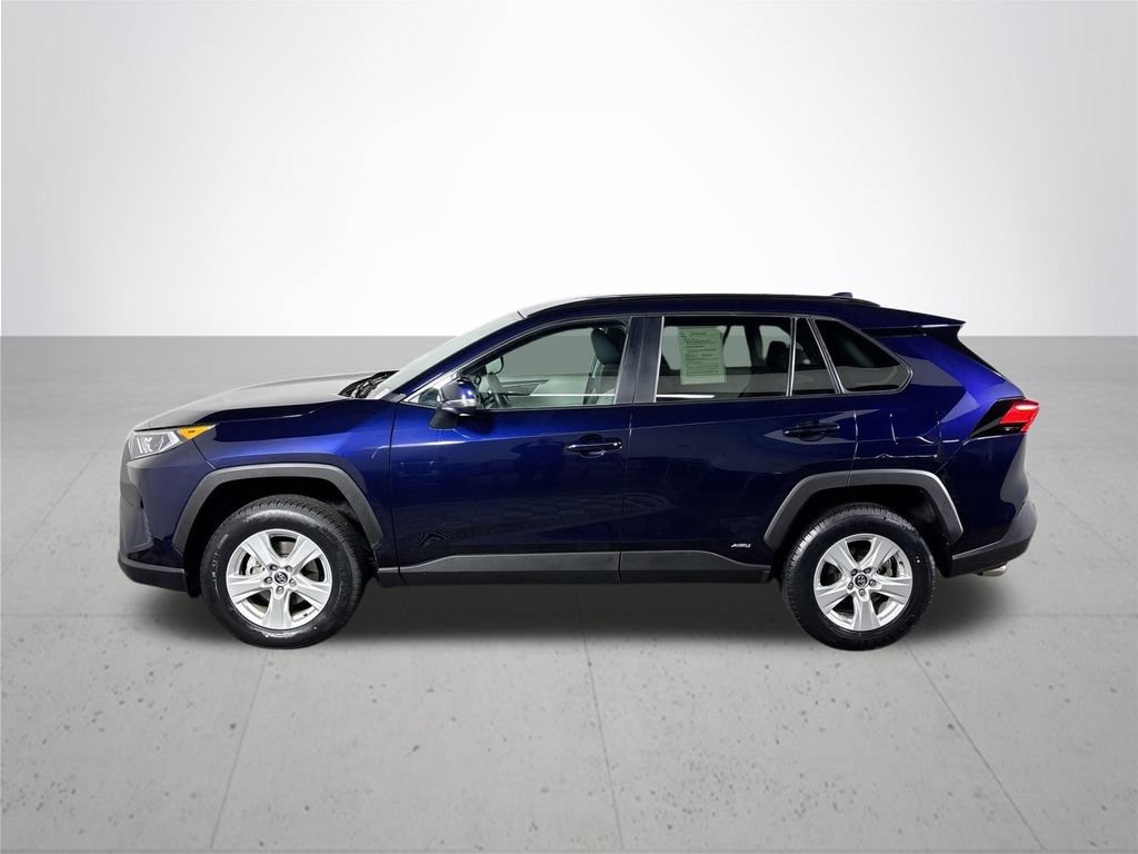 Used 2020 Toyota RAV4 XLE AWD/4WD image 9