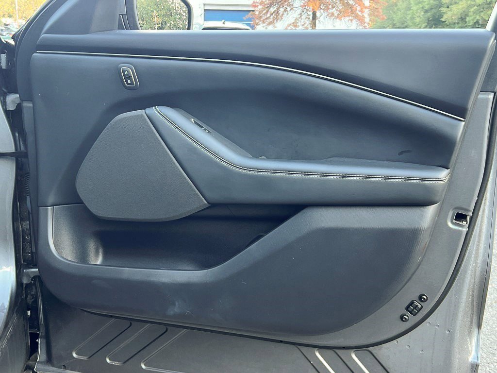 Certified 2021 Ford Mustang Mach-E Select w/ Comfort/Technology Package image 7