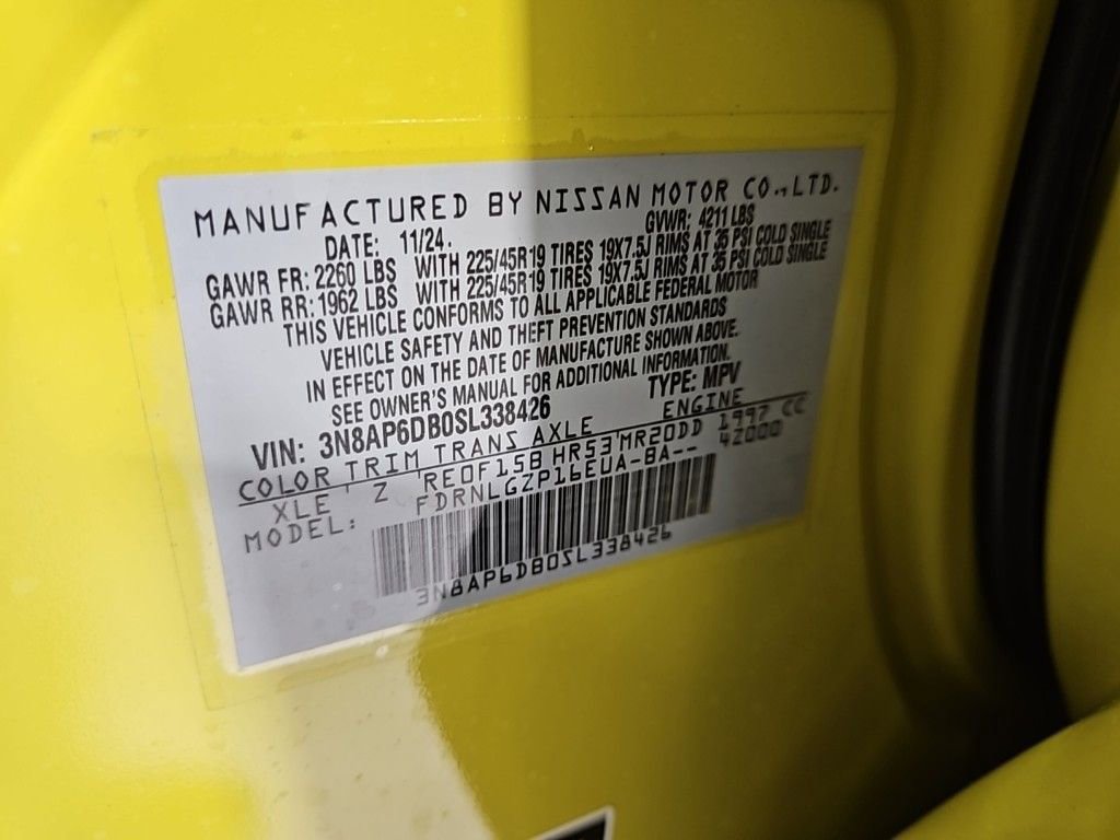 New 2025 Nissan Kicks SR image 28