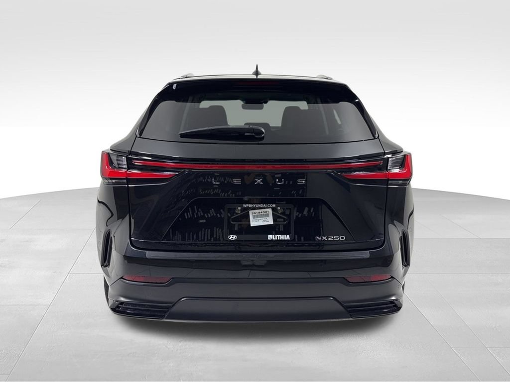 Used 2024 Lexus NX 250 FWD image 4