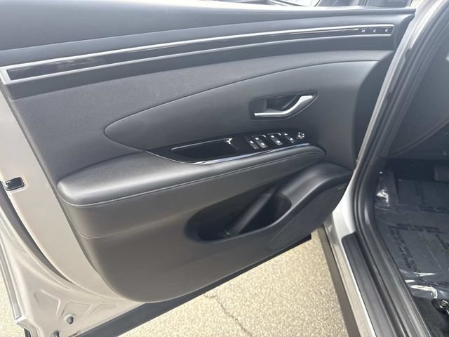 Certified 2023 Hyundai Tucson Limited AWD/4WD image 18