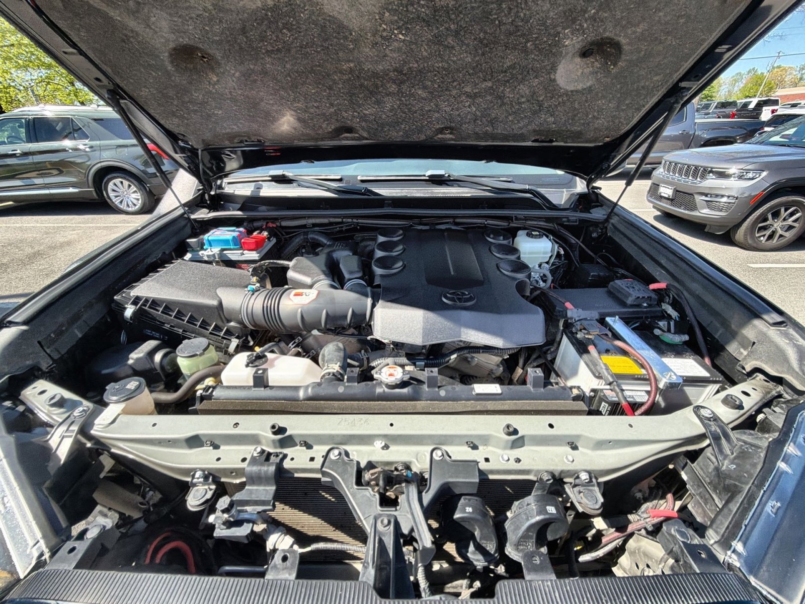 Used 2021 Toyota 4Runner TRD Off-Road AWD/4WD image 31