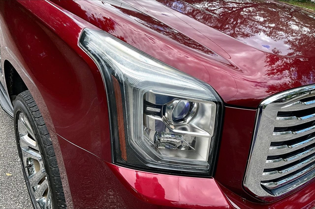 Used 2017 GMC Yukon SLT w/ Premium Edition RWD image 30