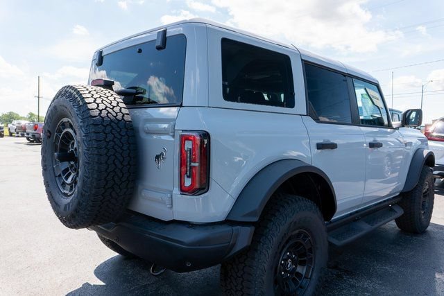 New 2026 Ford Bronco Badlands w/ Sasquatch Package AWD/4WD image 6