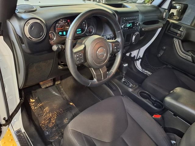 Used 2015 Jeep Wrangler Sport w/ Connectivity Group image 4
