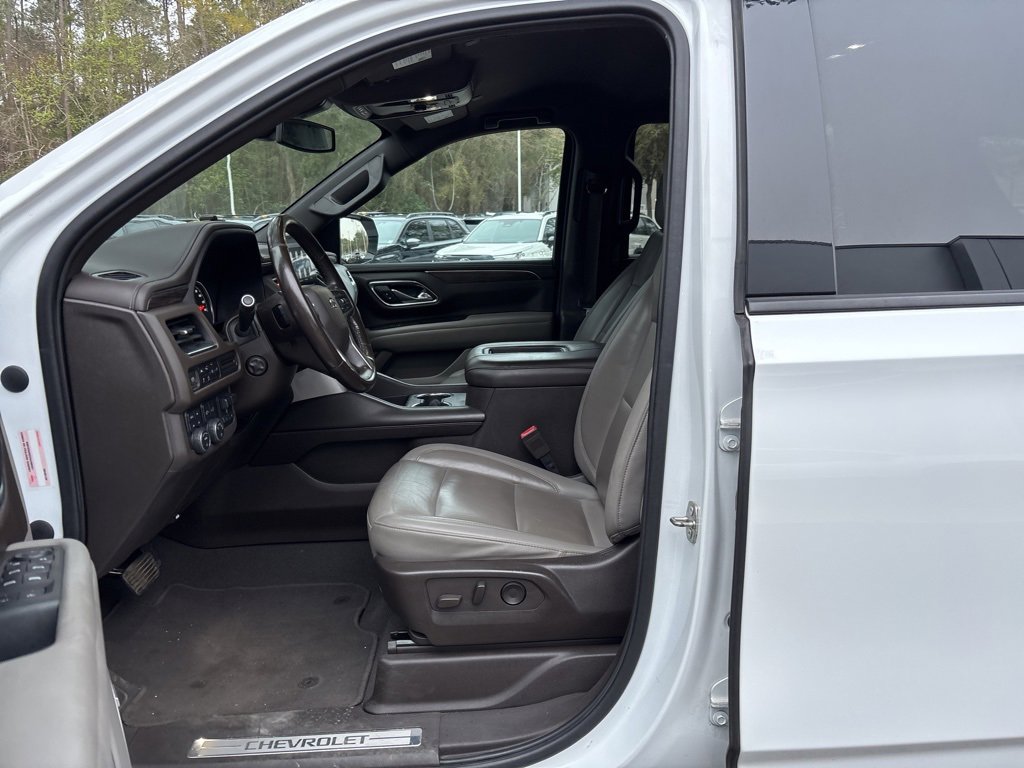 Used 2021 Chevrolet Tahoe Z71 w/ Z71 Off-Road Package image 12