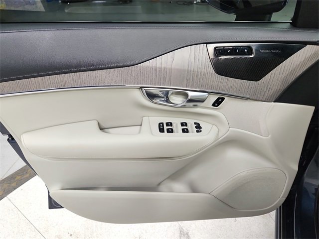 Used 2021 Volvo XC90 T6 Inscription w/ Advanced Package image 33
