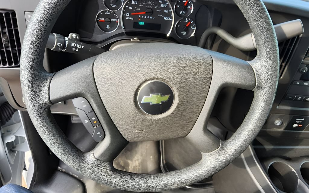 Used 2023 Chevrolet Express 3500 LS RWD image 15