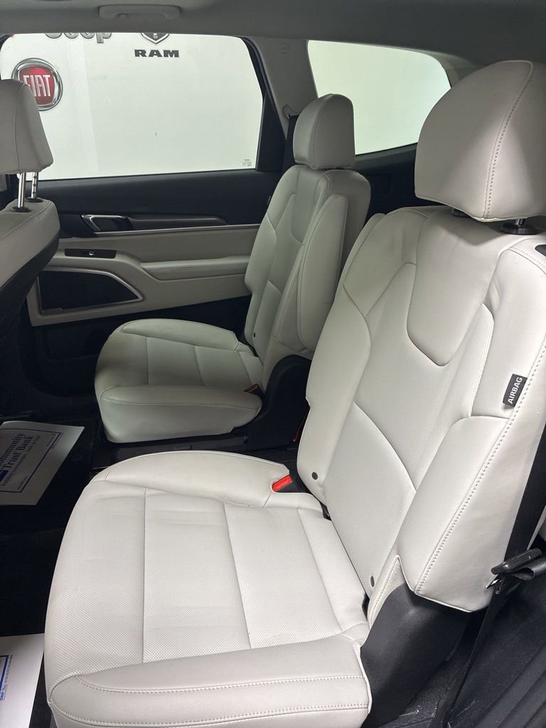 Used 2024 Kia Telluride S w/ S Sunroof Package image 21