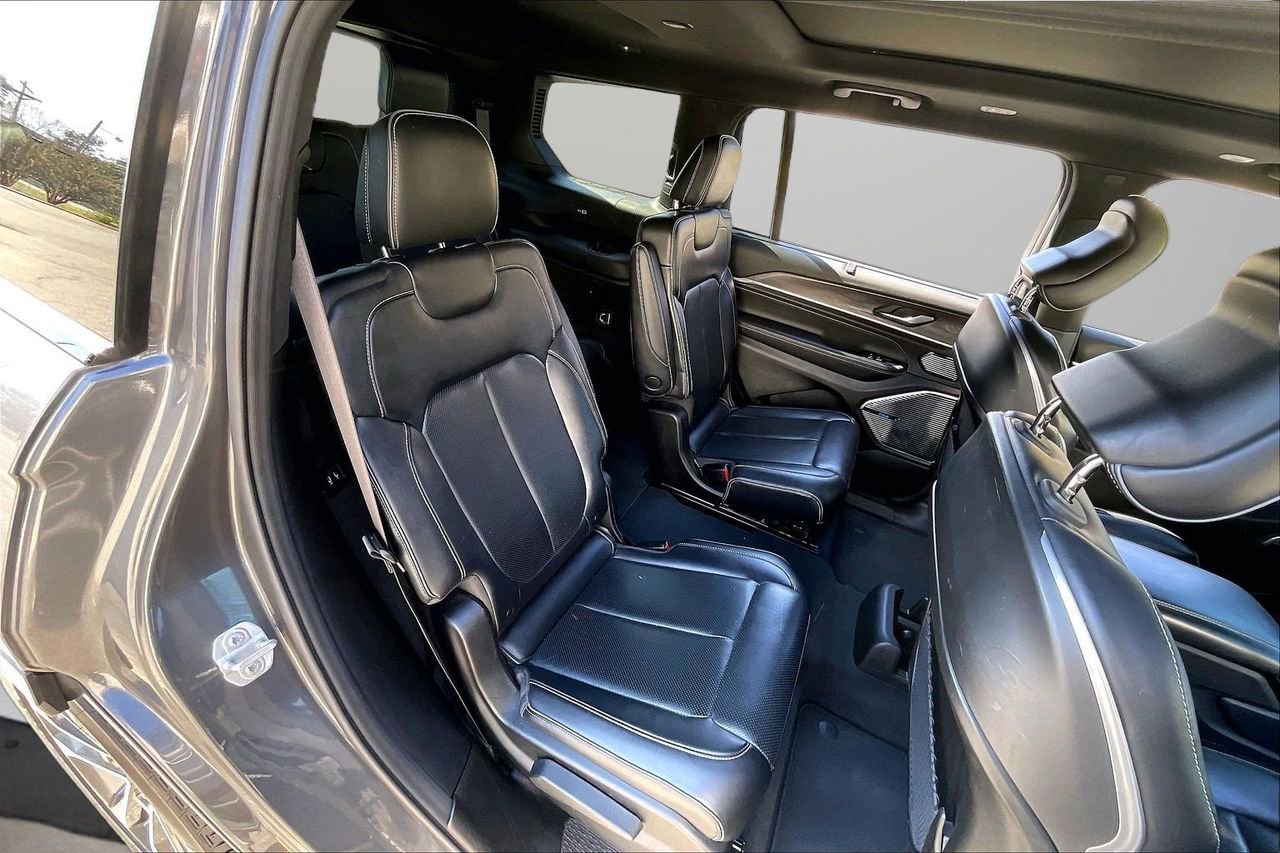 Certified 2021 Jeep Grand Cherokee L Overland w/ Luxury Tech Group IV image 26