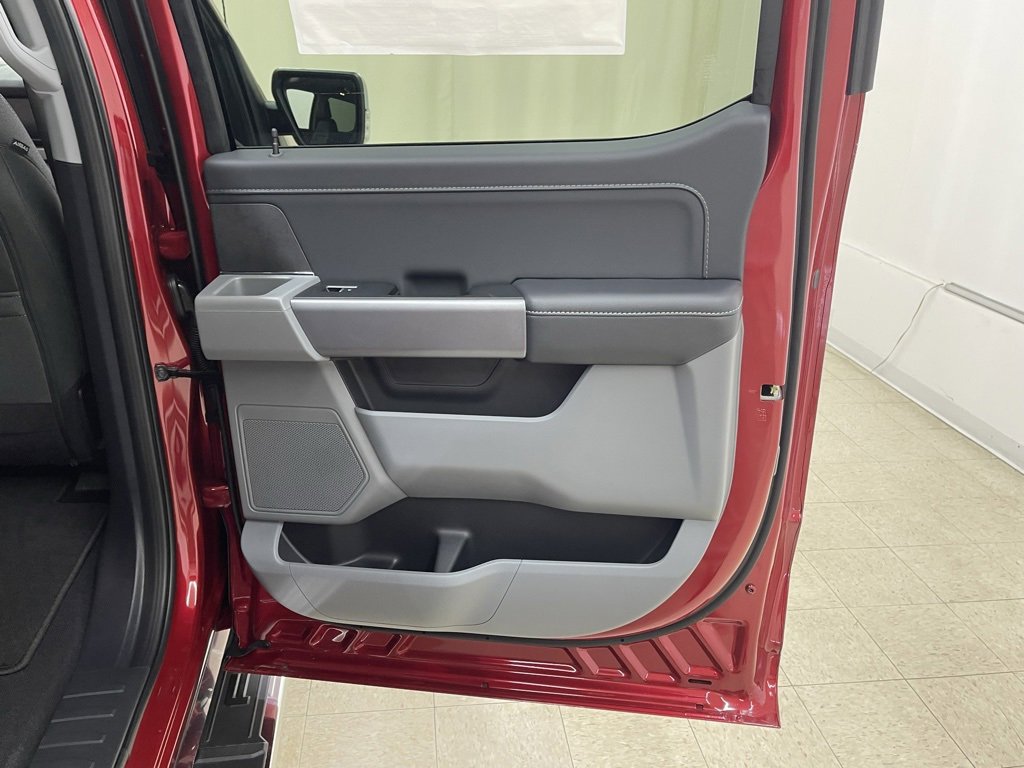 New 2025 Ford F150 XLT image 14