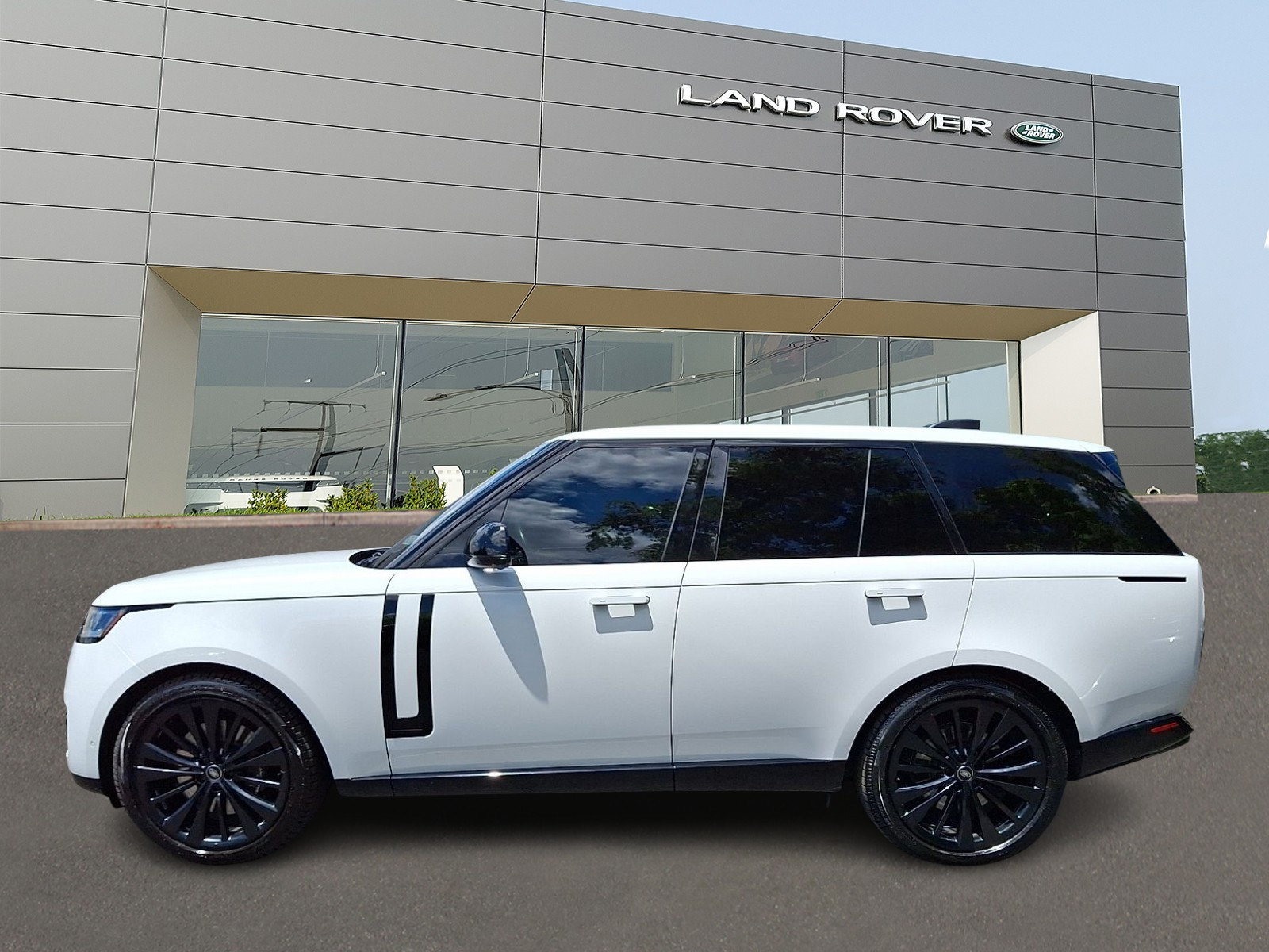 Certified 2023 Land Rover Range Rover Autobiography AWD/4WD image 6