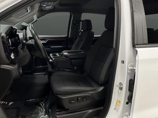 Used 2022 Chevrolet Silverado 1500 LT w/ Z71 Off-Road Package image 4