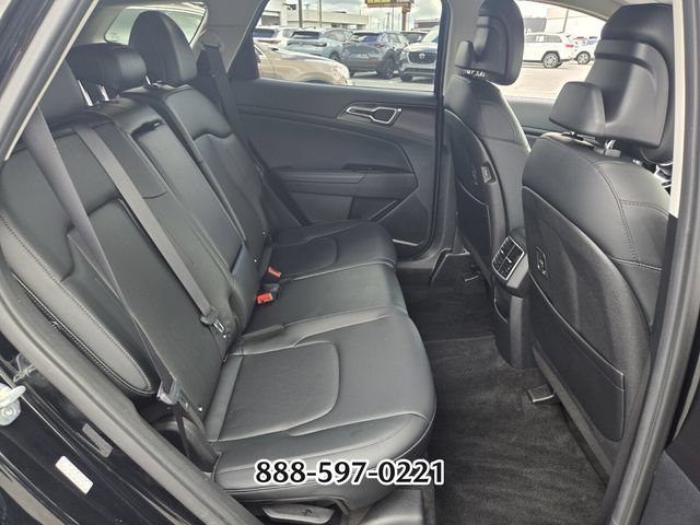Used 2023 Kia Sportage EX FWD image 17