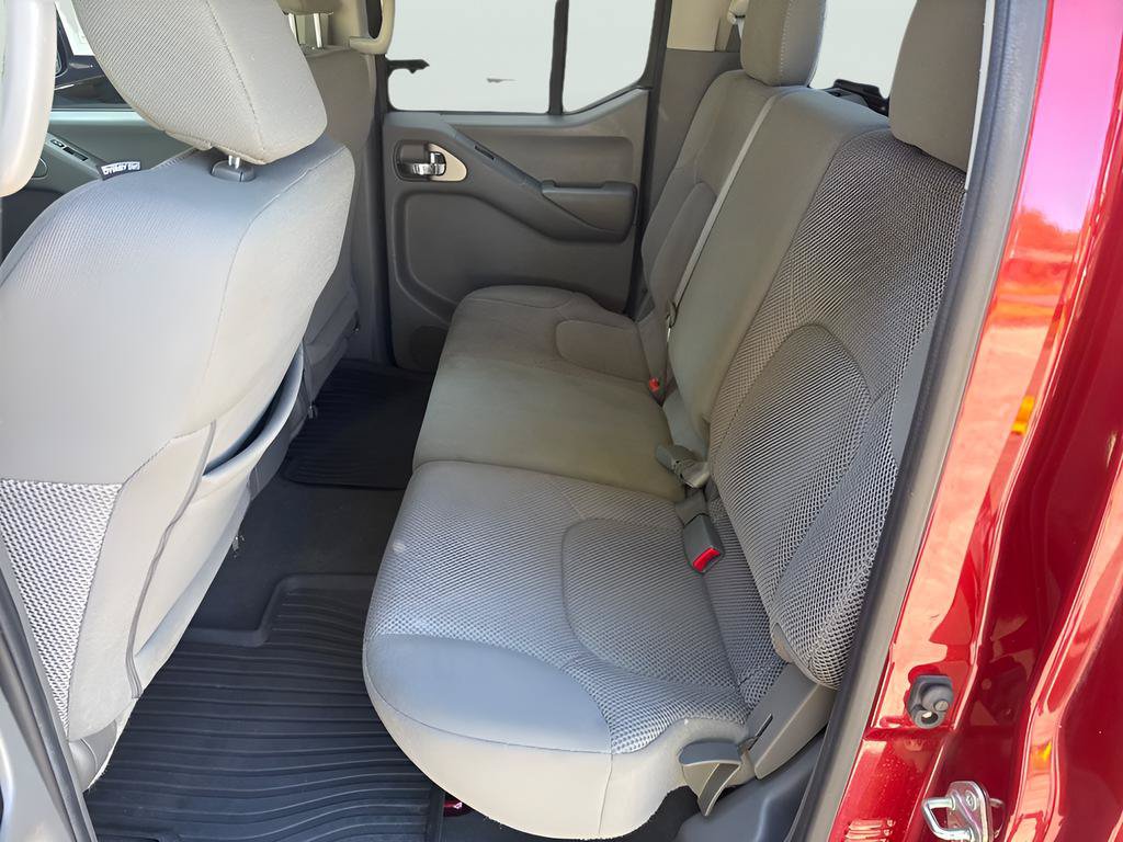 Used 2019 Nissan Frontier SV RWD image 9