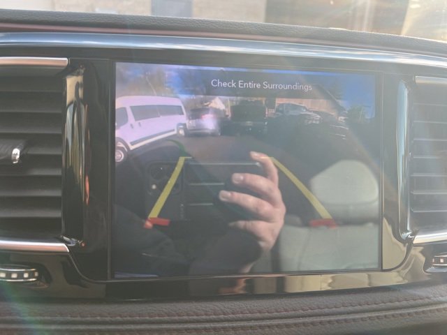 Used 2020 Chrysler Pacifica Limited image 38