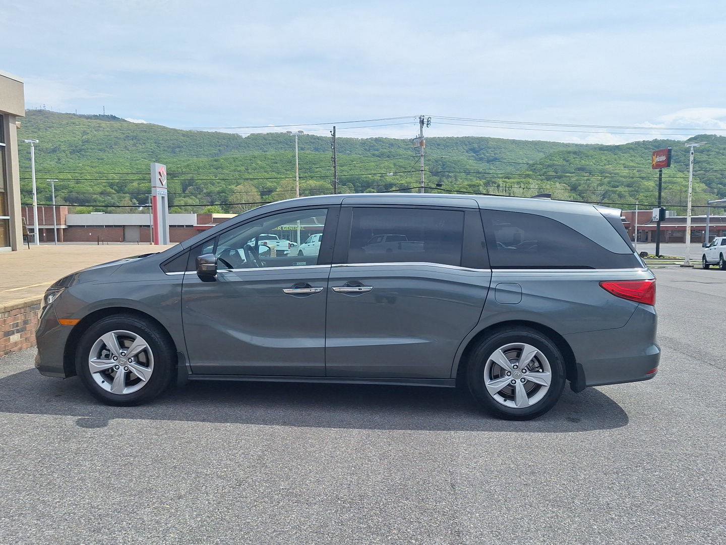 Used 2020 Honda Odyssey EX image 10