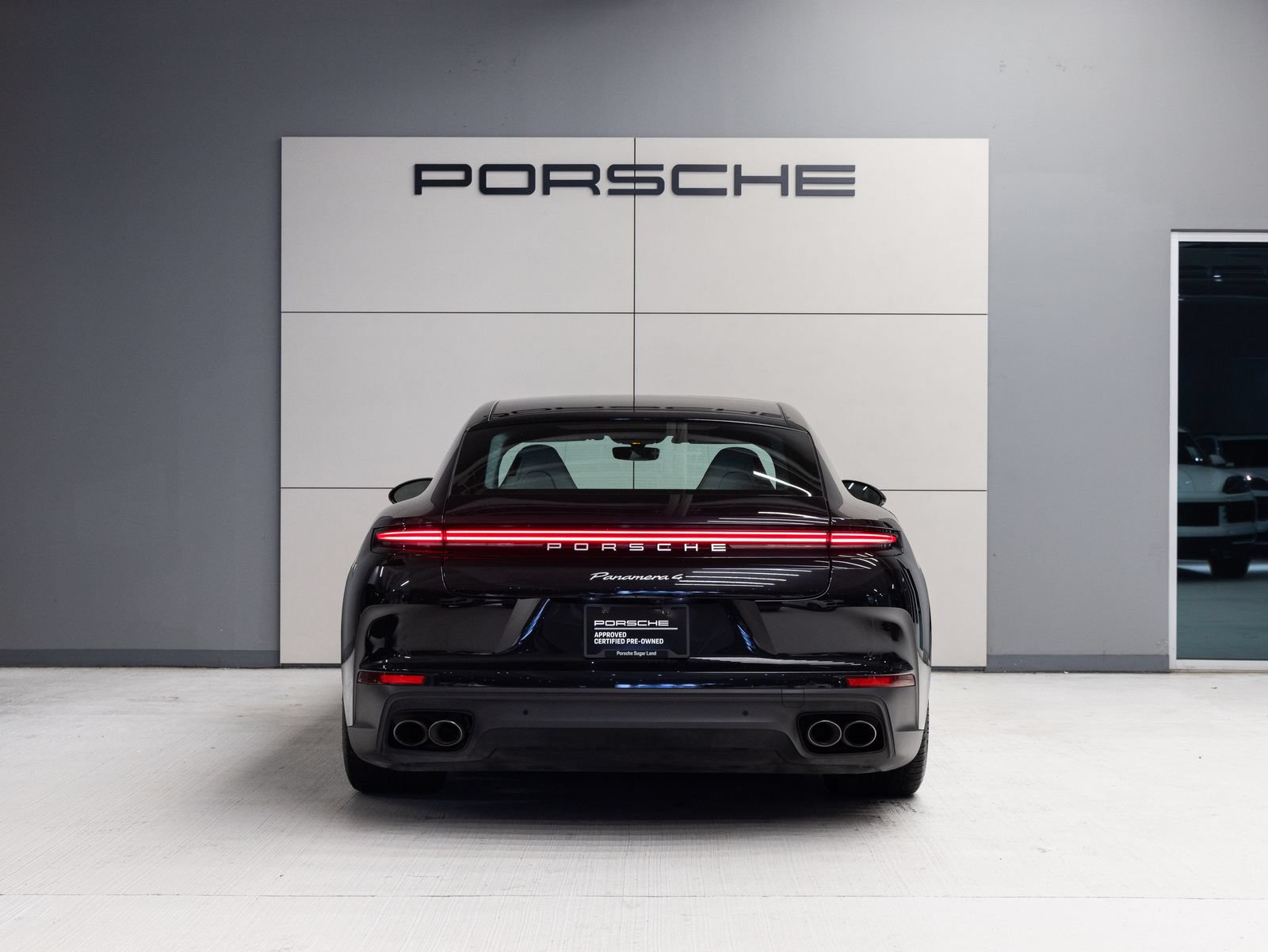Certified 2024 Porsche Panamera 4 AWD/4WD image 6