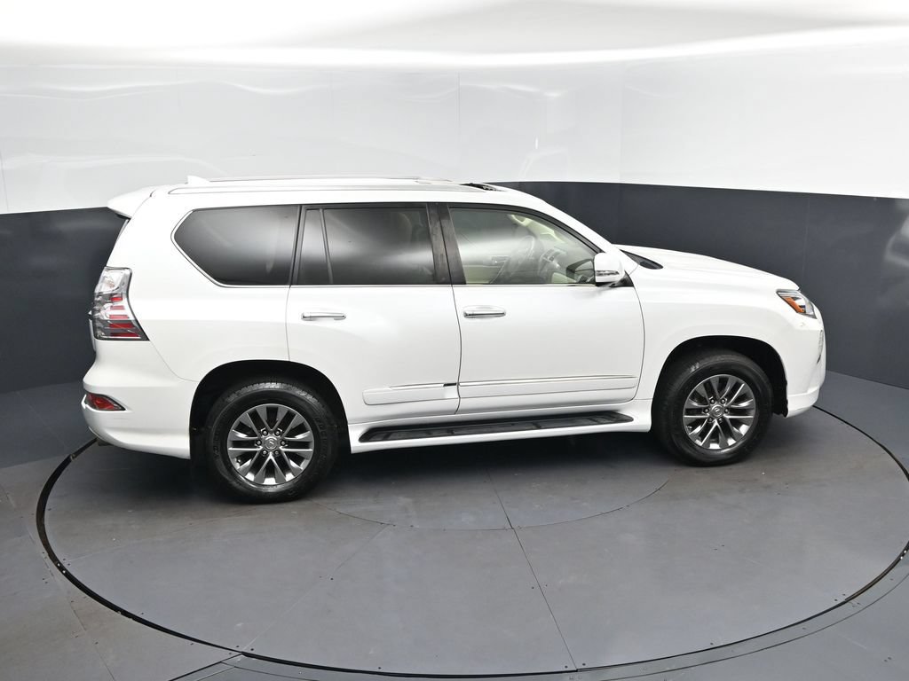 Used 2019 Lexus GX 460 Luxury AWD/4WD image 36