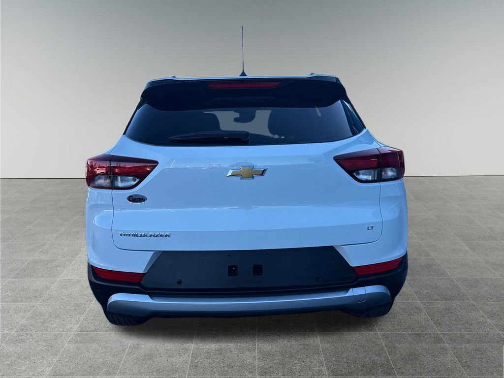 Used 2026 Chevrolet TrailBlazer LT w/ LT Cold Weather Package image 4