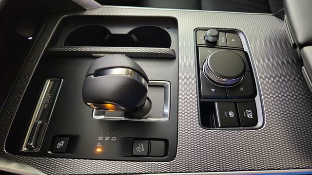 New 2026 MAZDA CX-90 Plug-In Hybrid w/Premium Sport AWD/4WD image 17
