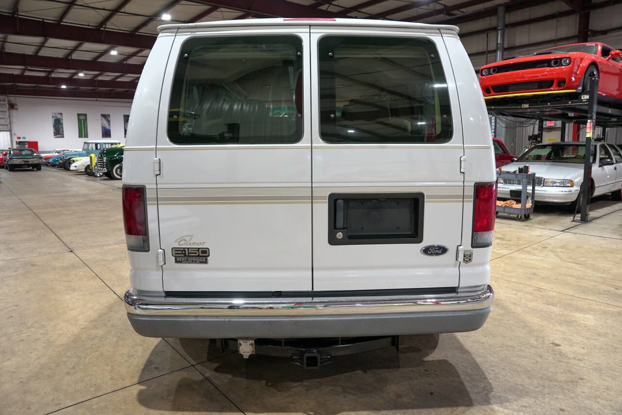 Used 2002 Ford E-150 and Econoline 150 RWD image 7