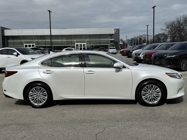 Used 2014 Lexus ES 350 w/ Luxury Package image 4