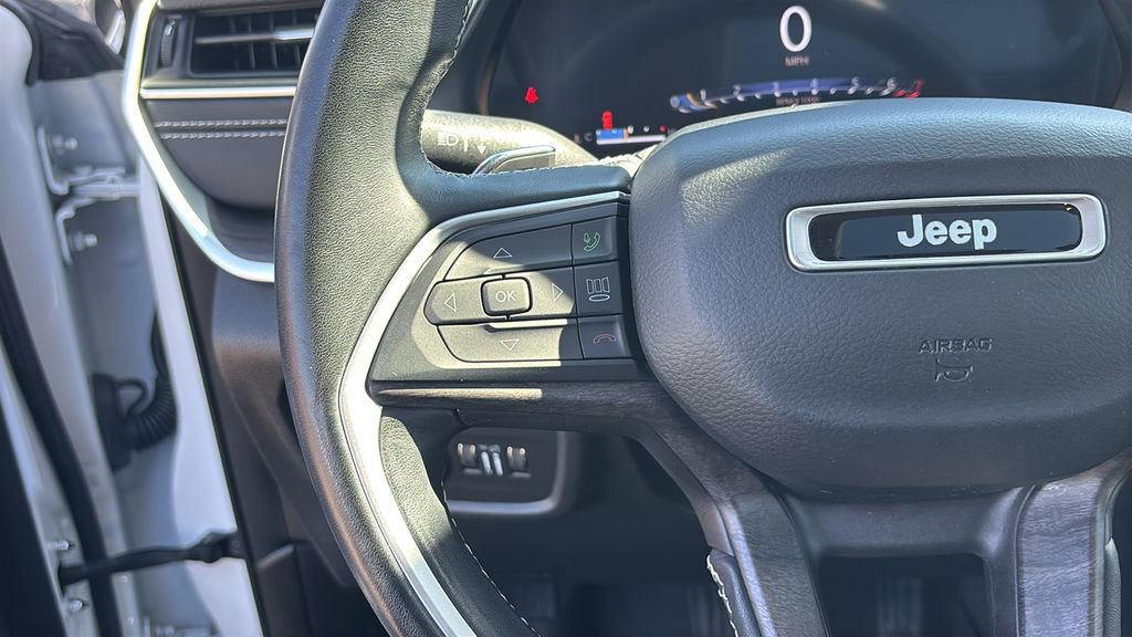 Used 2021 Jeep Grand Cherokee L Limited image 17