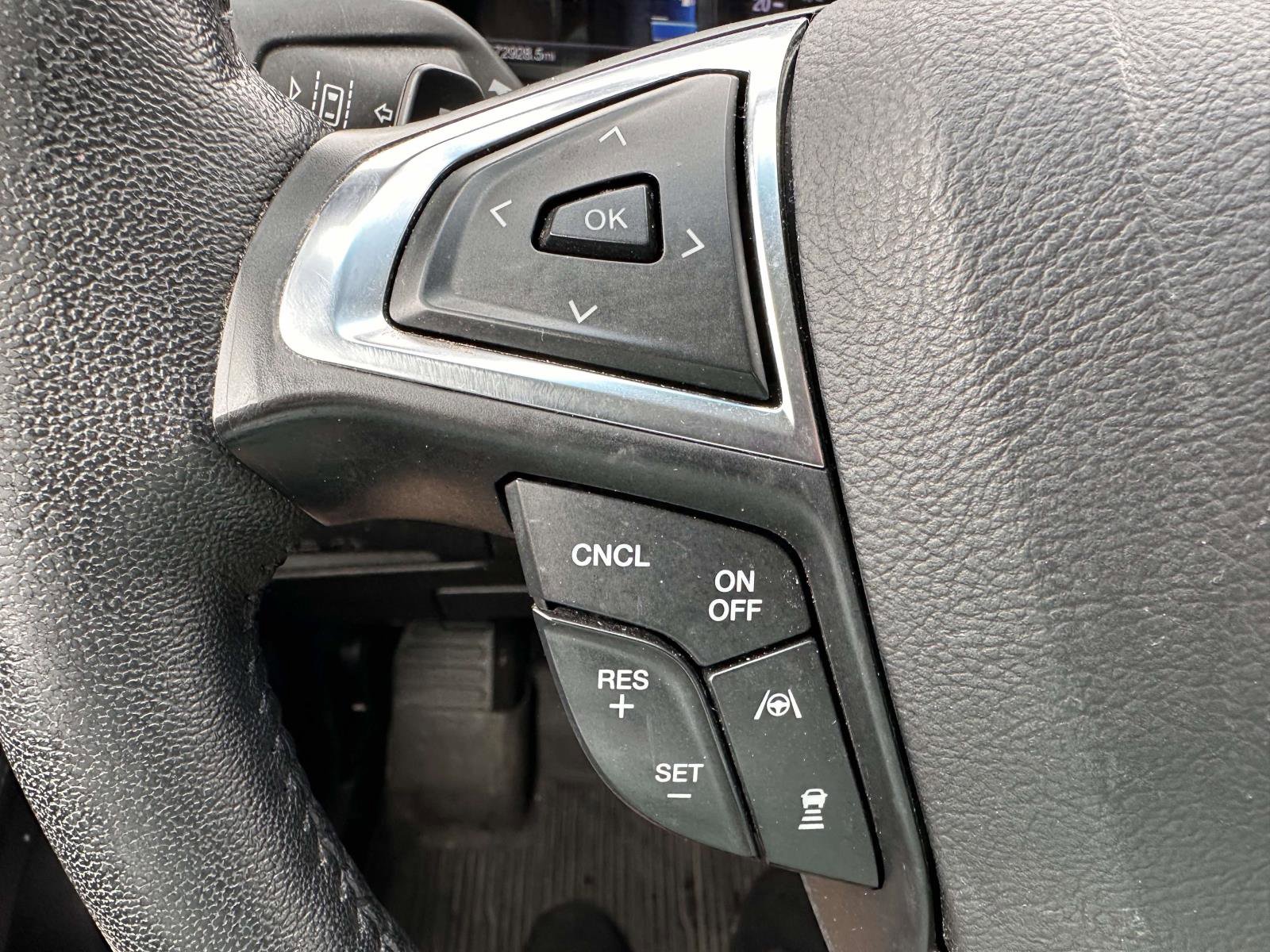 Used 2019 Ford Edge SEL w/ Equipment Group 201A AWD/4WD image 17