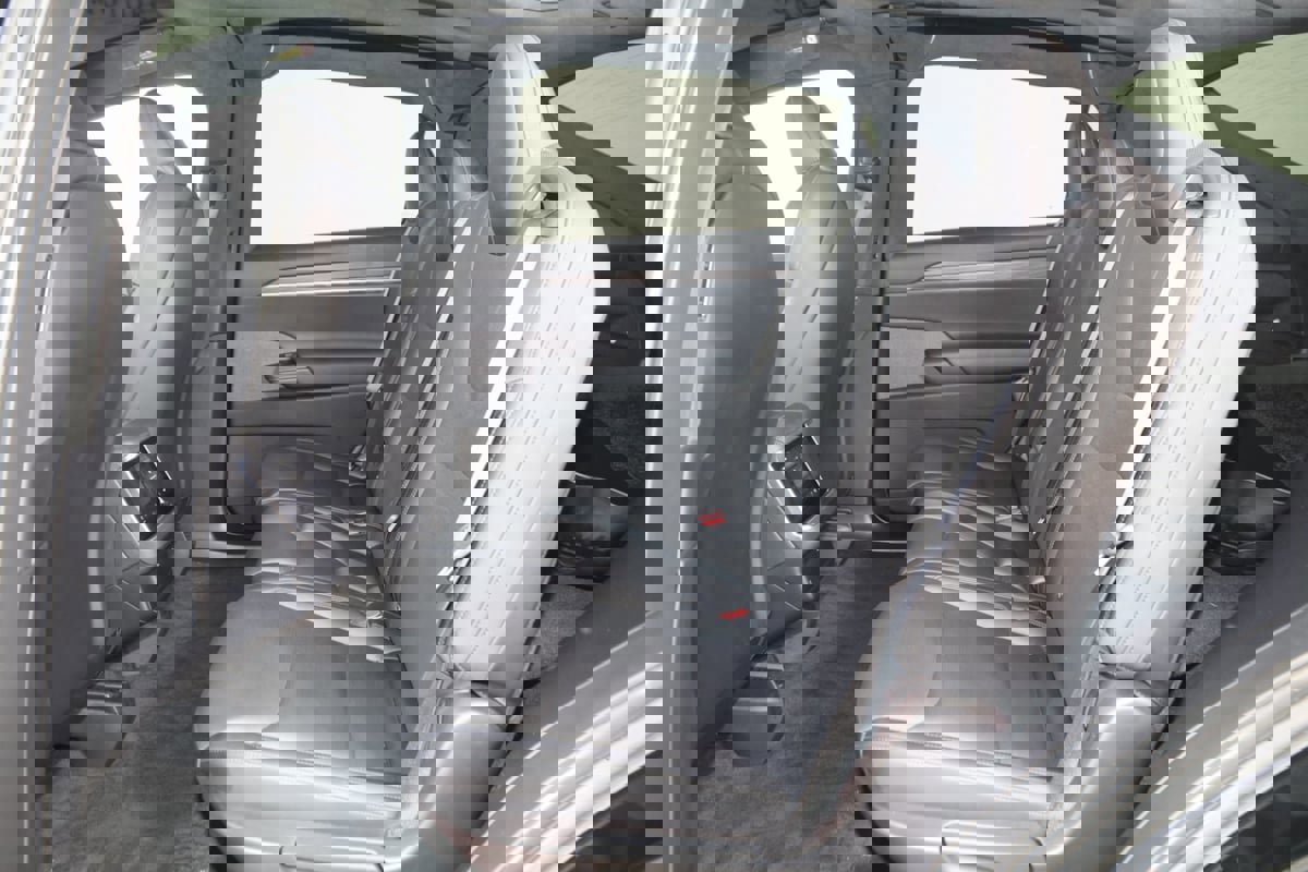 Used 2022 Tesla Model X image 57