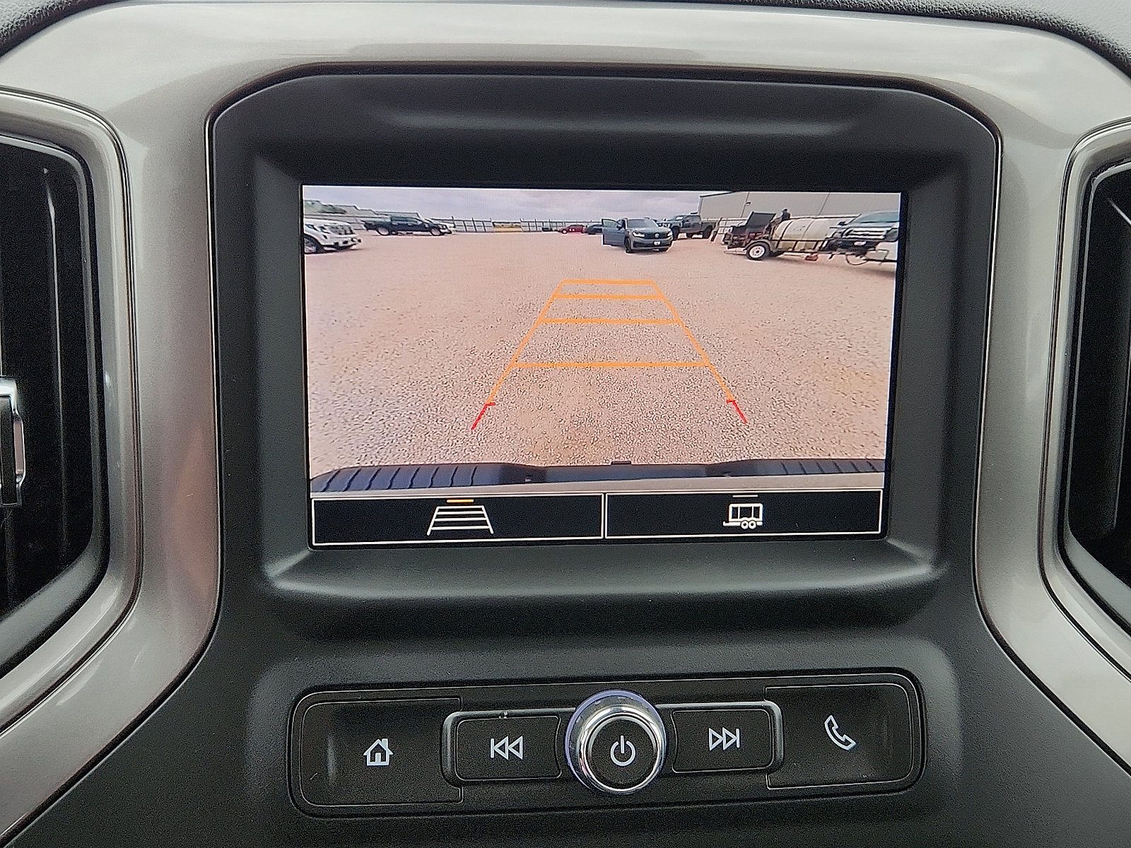 Used 2025 Chevrolet Silverado 2500 Custom w/ Custom Convenience Package image 15