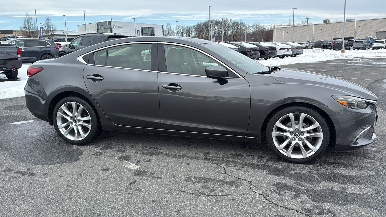 Used 2017 MAZDA MAZDA6 Touring w/ Touring Premium Package image 3