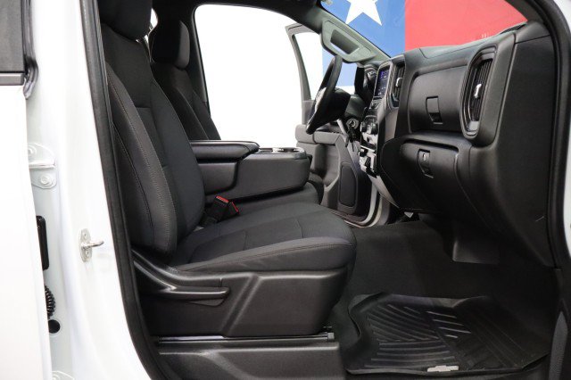 Used 2022 Chevrolet Silverado 2500 Custom w/ Custom Value Package AWD/4WD image 8
