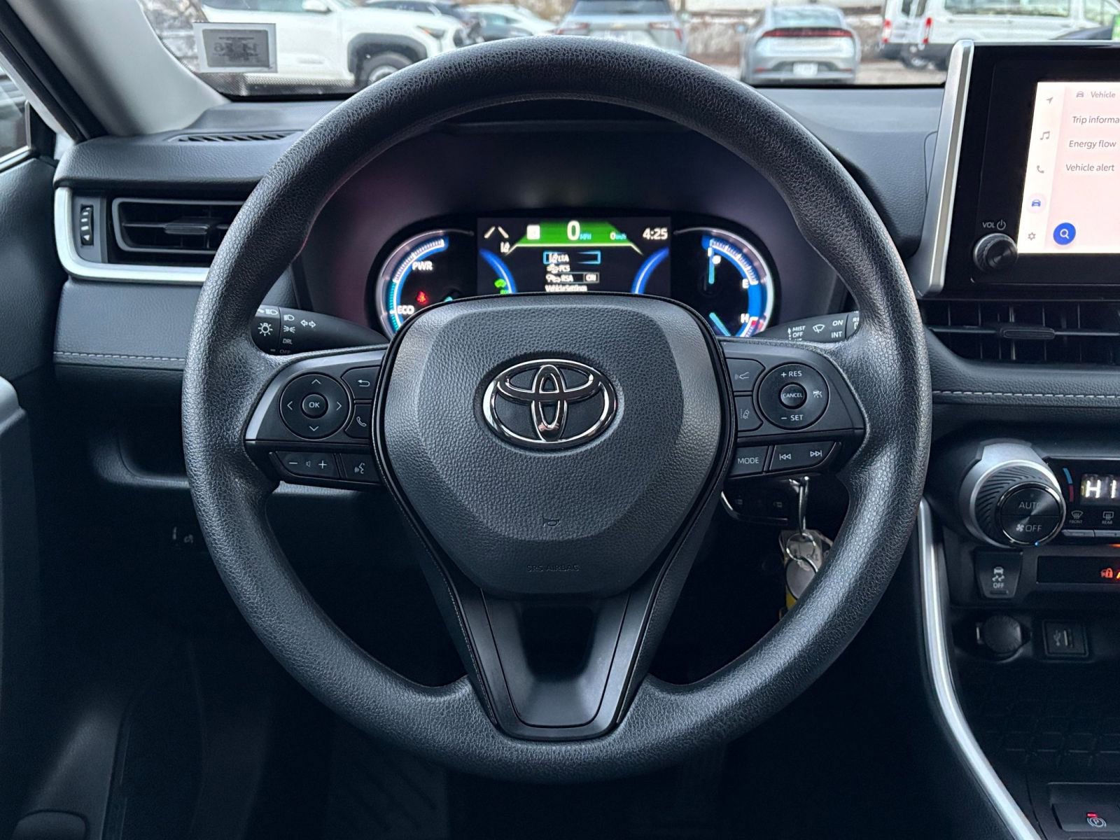 Used 2025 Toyota RAV4 LE image 27