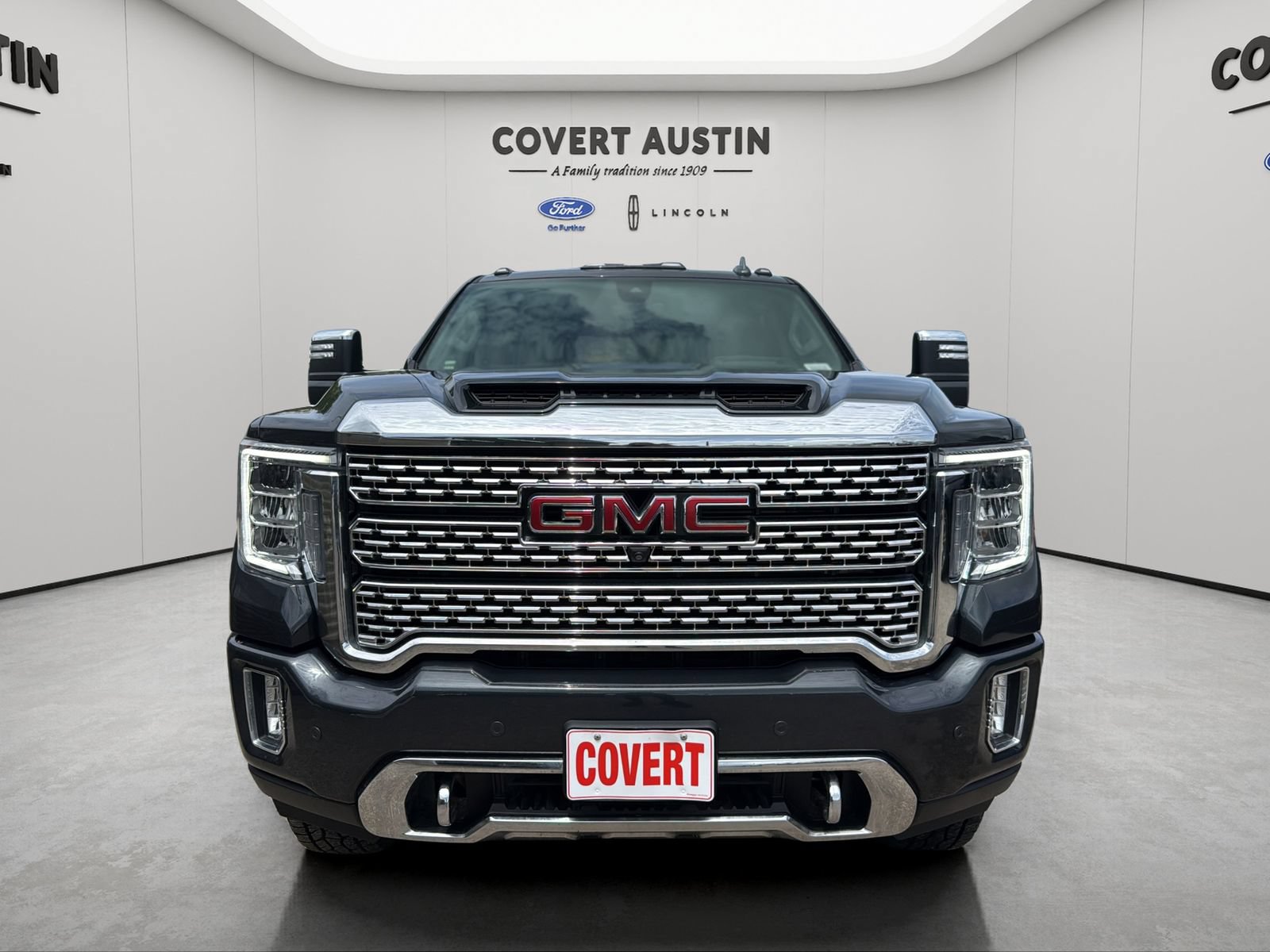 Used 2023 GMC Sierra 3500 Denali w/ Denali Ultimate Package AWD/4WD image 9