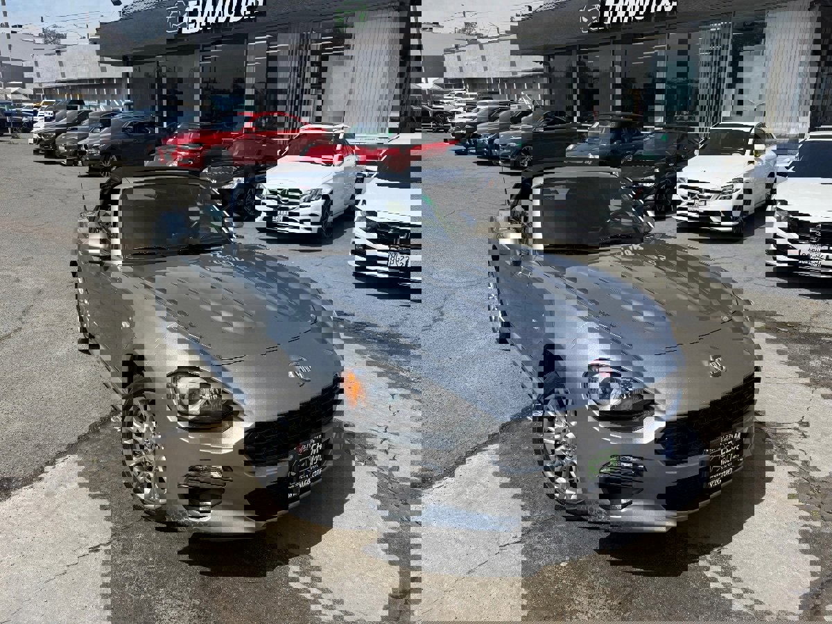 Used 2017 FIAT 124 Spider Classica image 11