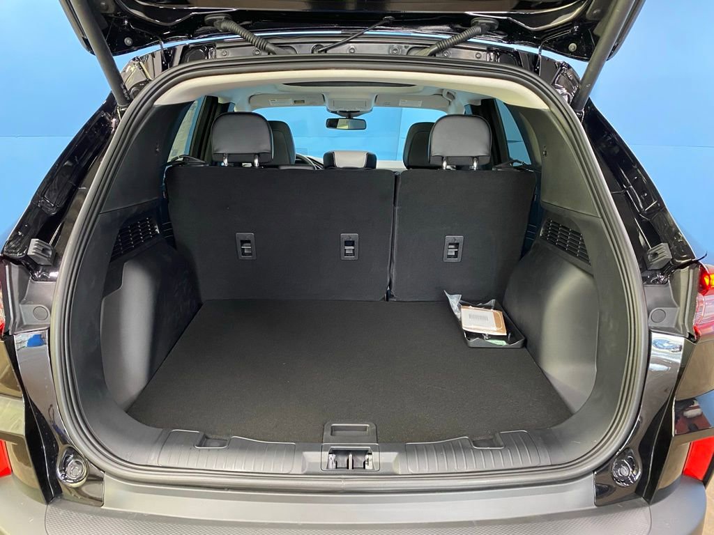 New 2026 Ford Escape Platinum w/ Premium Technology Package image 40
