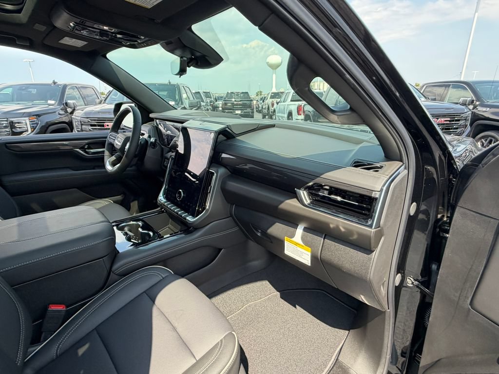 New 2026 GMC Yukon XL Elevation w/ Elevation Premium Package AWD/4WD image 25