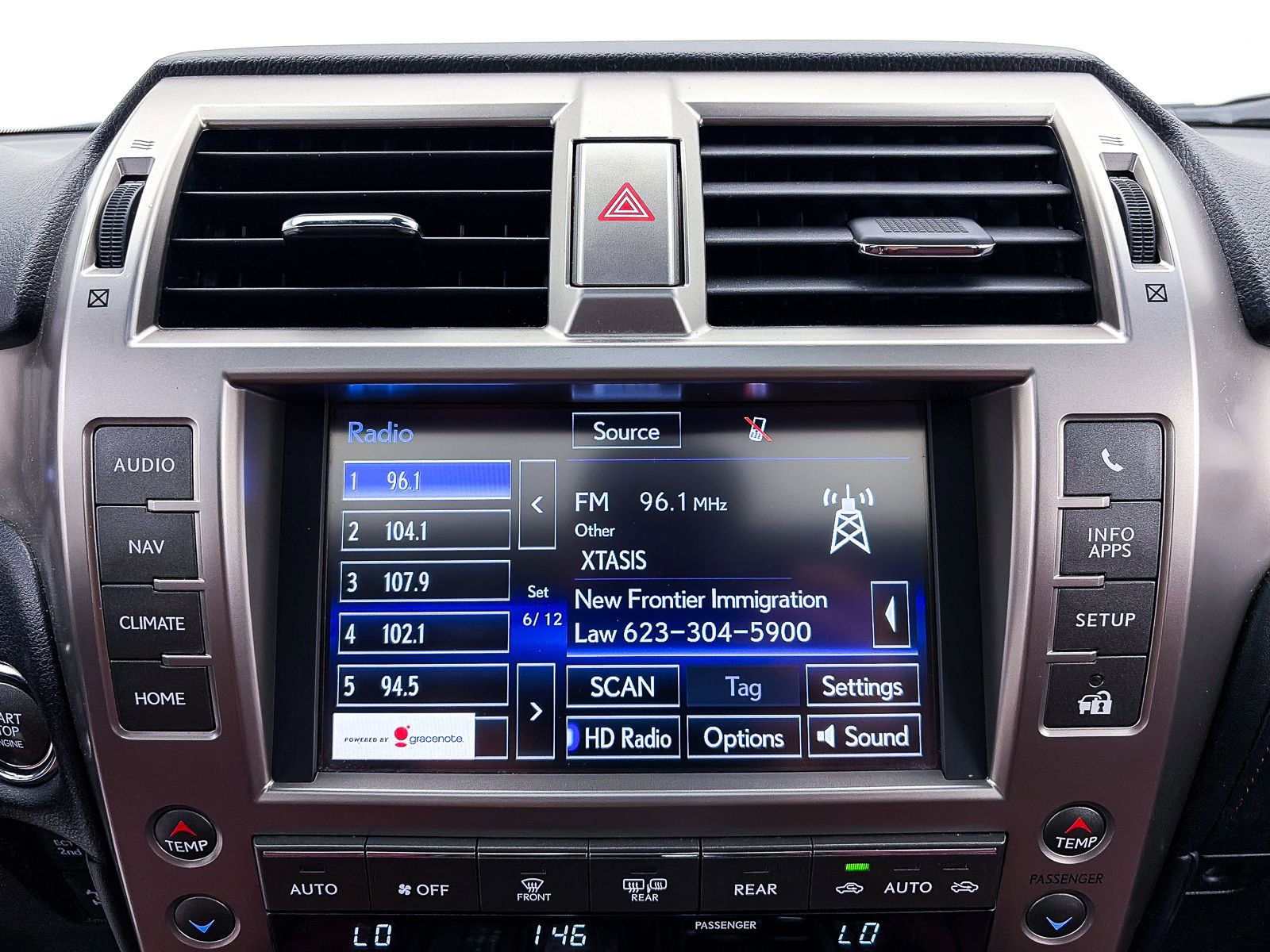 Used 2021 Lexus GX 460 Premium w/ Premium Package image 24