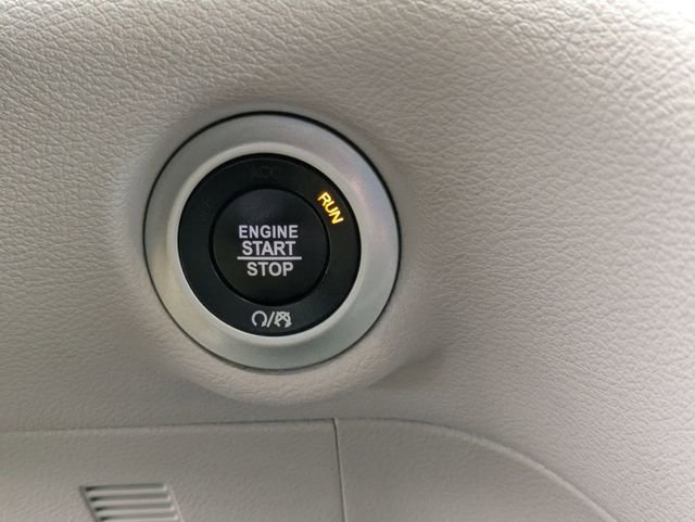 Certified 2018 Chrysler Pacifica Touring Plus image 21