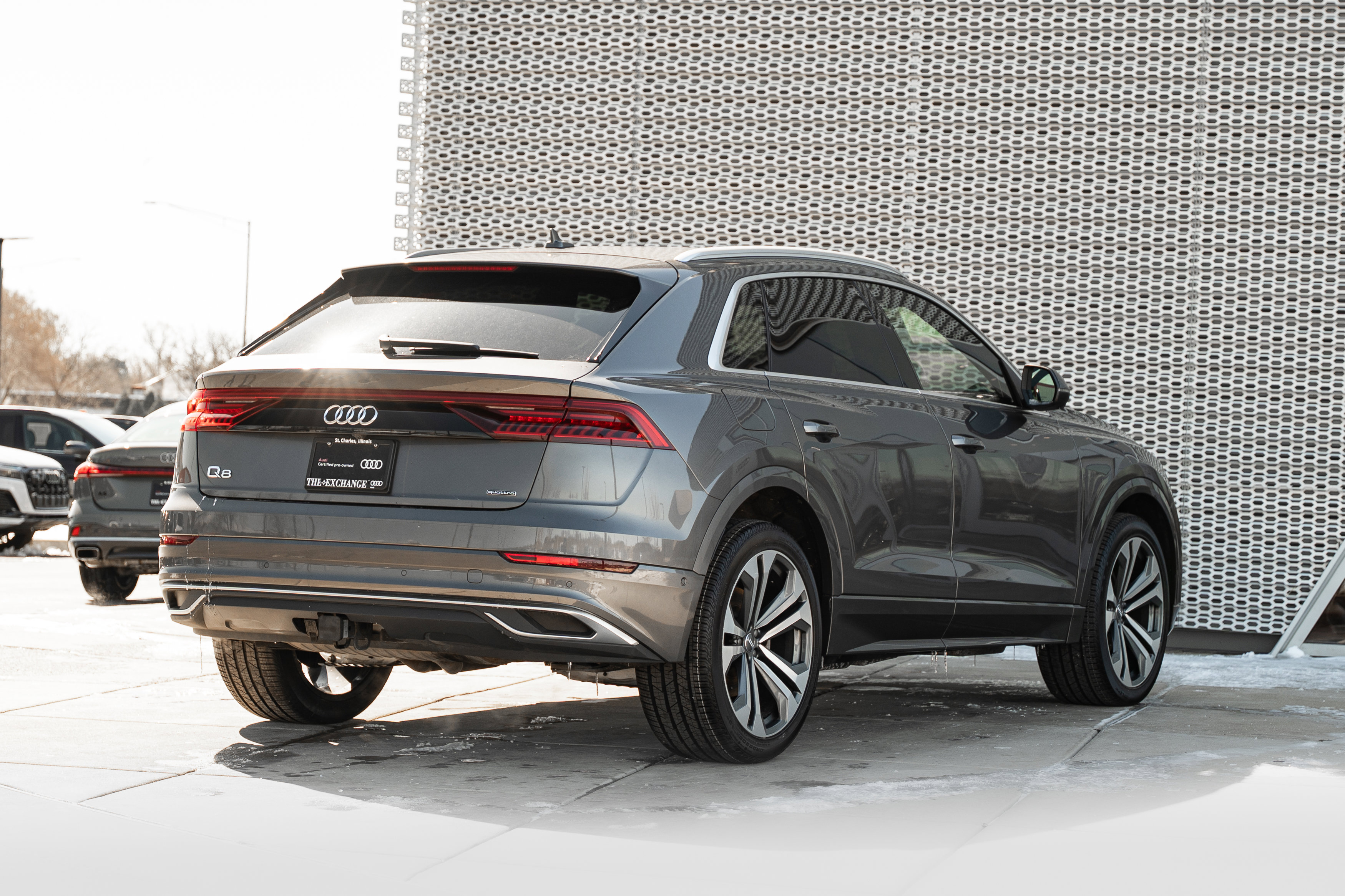 Used 2019 Audi Q8 Prestige w/ Towing Package image 4