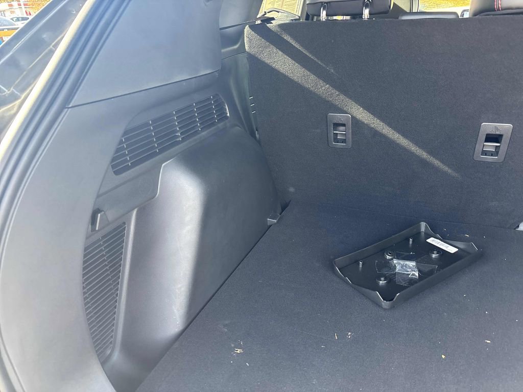 Used 2025 Ford Escape ST-Line w/ Cold Weather Package image 43
