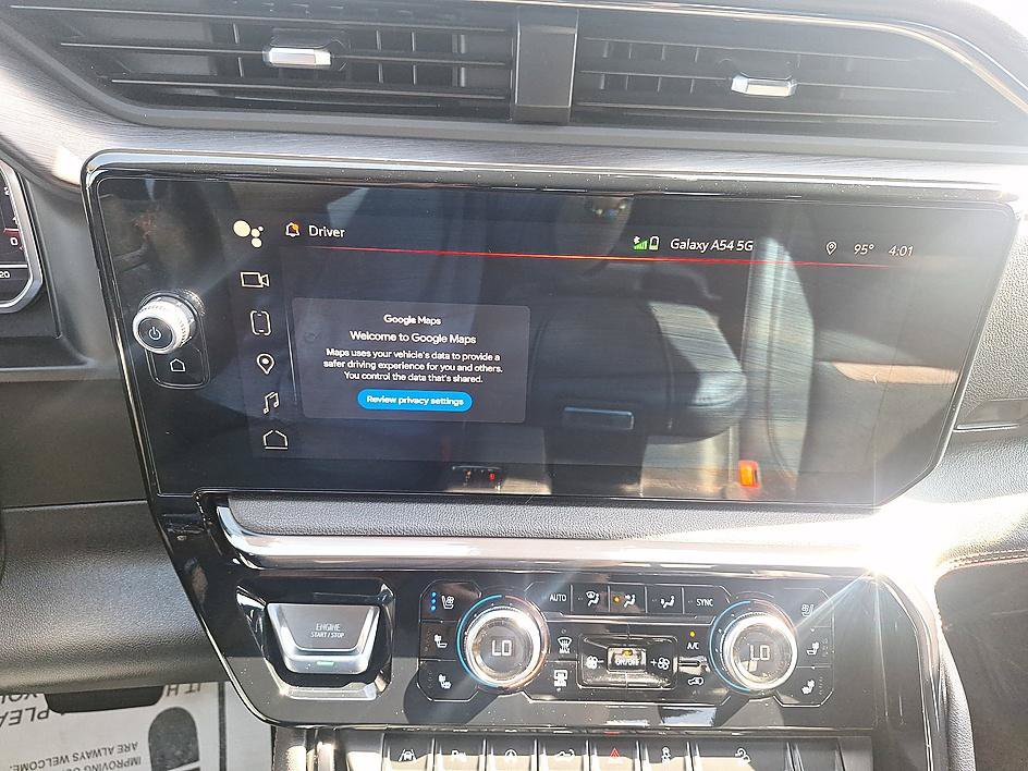 Used 2024 GMC Sierra 1500 AT4 w/ Technology Package AWD/4WD image 16