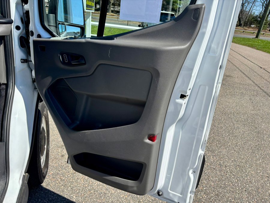 Used 2023 Ford Transit 250 Medium Roof image 11