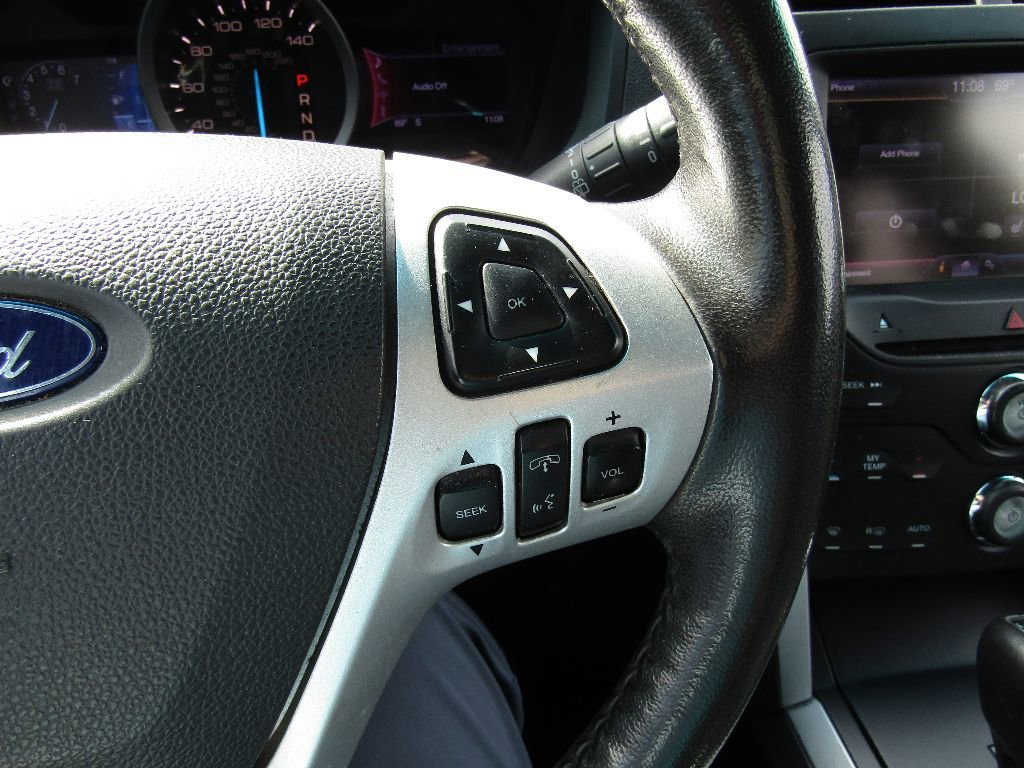 Used 2013 Ford Explorer XLT image 18