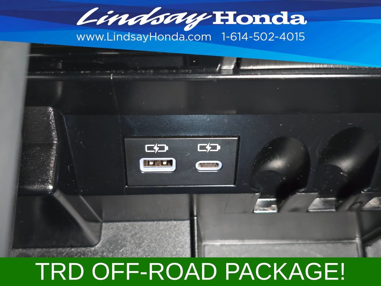 Used 2025 Toyota Tundra Platinum w/ TRD Off-Road Package AWD/4WD image 22