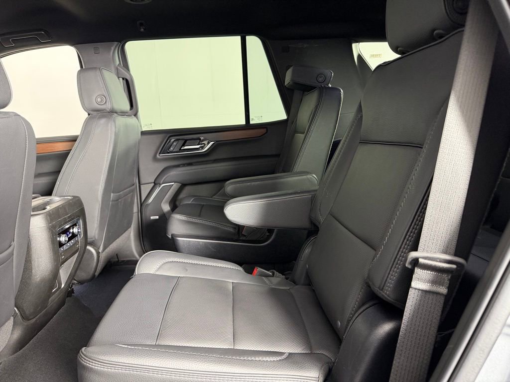 Used 2025 GMC Yukon Denali image 27