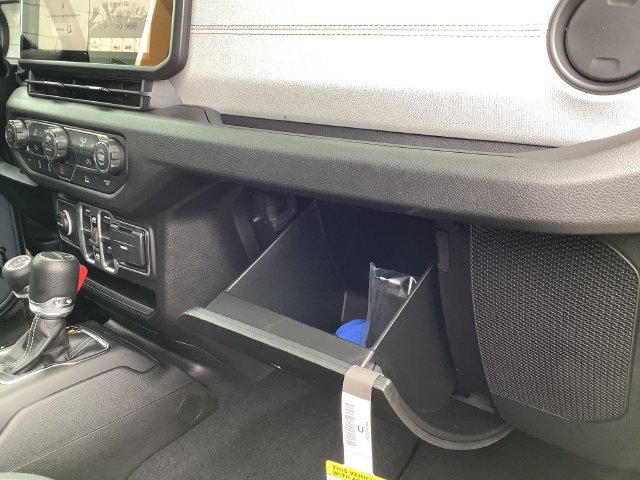New 2026 Jeep Gladiator Sport AWD/4WD image 40