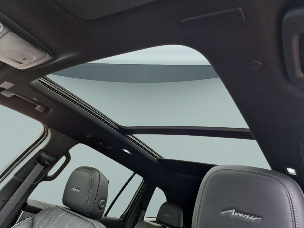 New 2027 Buick Enclave Avenir FWD image 18