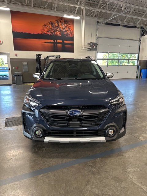 New 2025 Subaru Outback Touring XT image 3